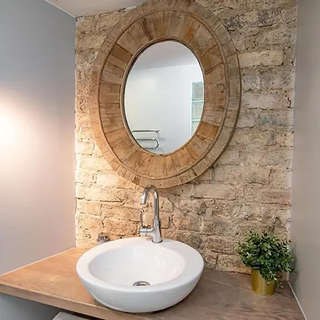 Gate Of Dawn Old Town Апартаменты *